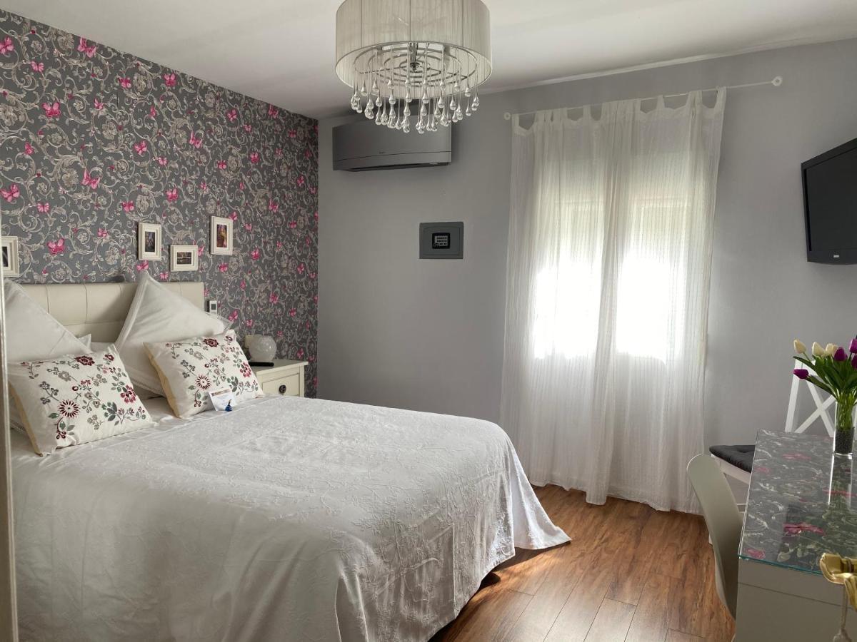Apartamento La Biblioteca En Cuenca Куенка Екстер'єр фото